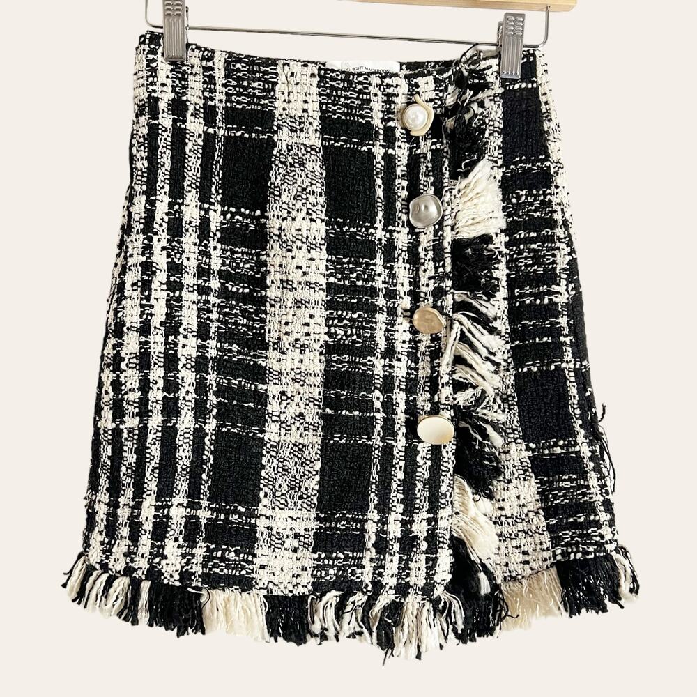 Goodnight Macaroon Black Cream Tweed Fringe Plaid Button Front Mini Skirt Small